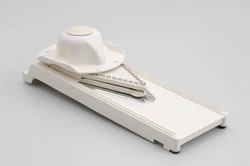 מנדולינה מקצועית ברונר V3 | BORNER V3 .